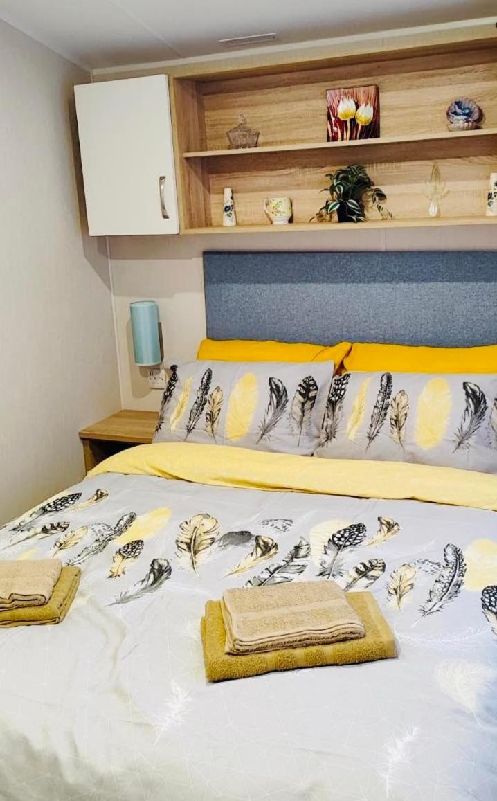 Heaven Home Чичестър Екстериор снимка